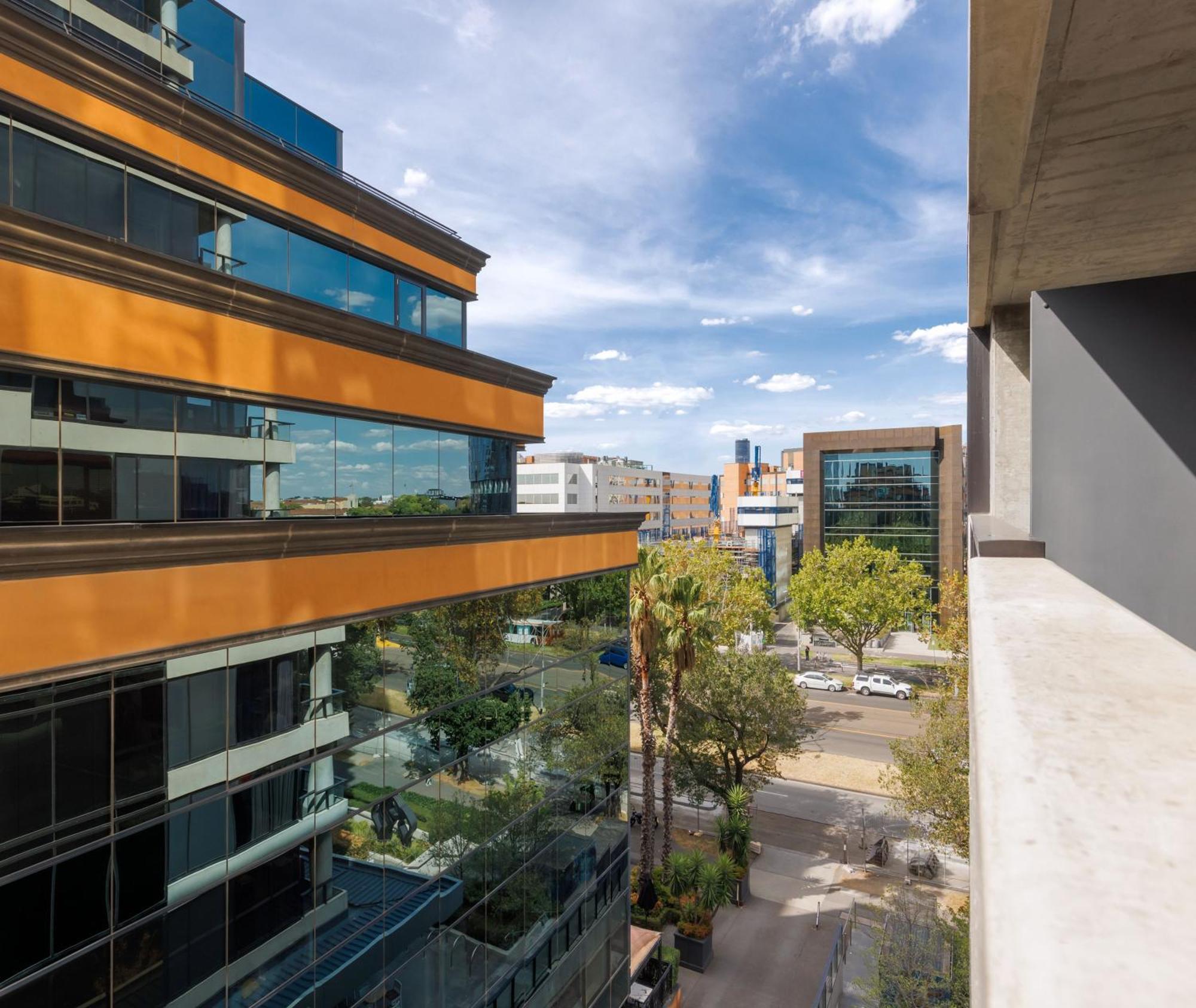 Oaks Melbourne St Kilda Road Hotel מראה חיצוני תמונה